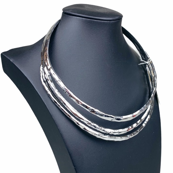 Silver Hammered 3 Row Tiered Collar Necklace - Picture 5 of 11